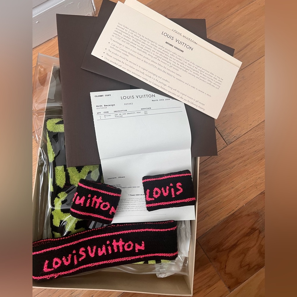 Vintage 2009 Louis Vuitton Stephen Sprouse  graffiti sweatband set